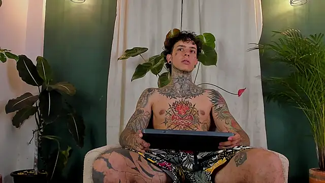 Aron_ford Live XXX-Chat
