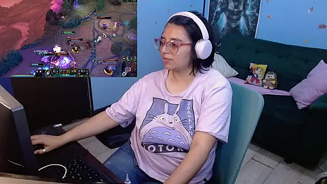 ohmysqueak's Live XXX Chat