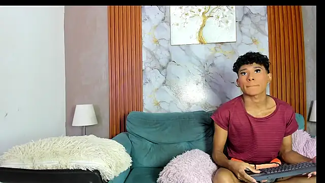 Онлайн чат XXX BOUL_GUYS