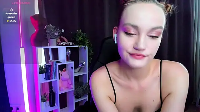 Ida_FaneStain Chat XXX live
