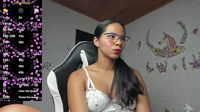 alisson_hoffman05's Live XXX Chat