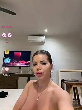 MatildaHai Chat XXX live