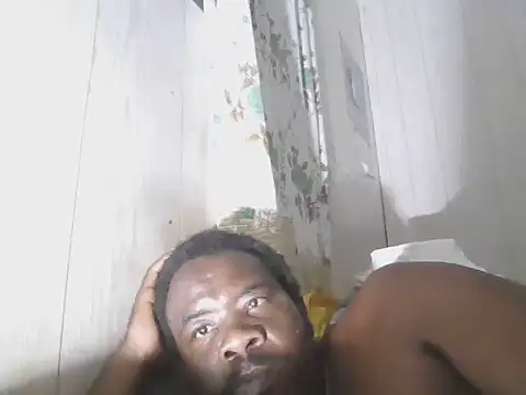 Prikev38452's Webcam Show
