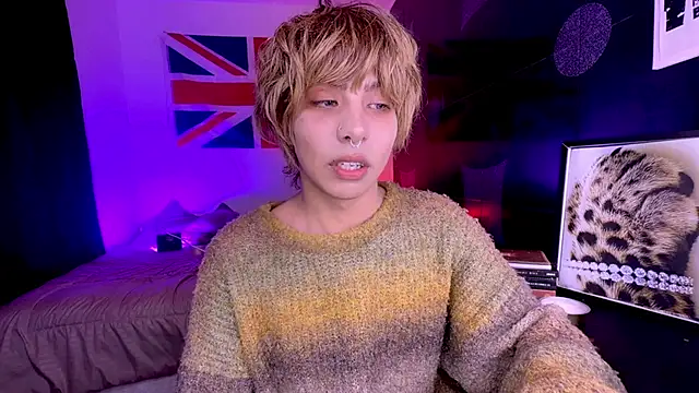 Aronn_44 Chat XXX live