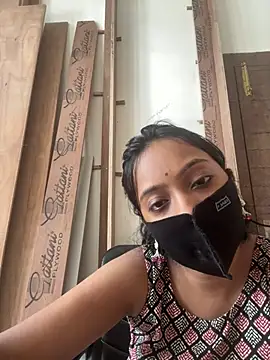 livia_dolls élő XXX-chatje