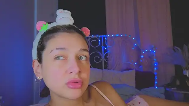 Funny_Bunny's Live XXX Chat