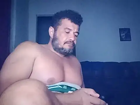 tarra122 élő XXX-chatje