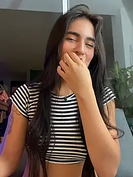 DaphneUwu's Live XXX Chat