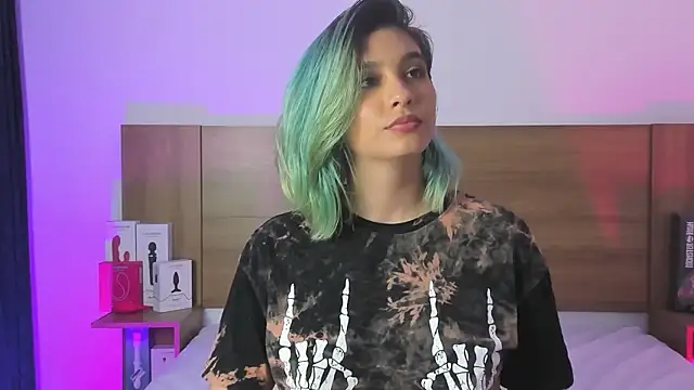 Akatsumi_ élő XXX-chatje