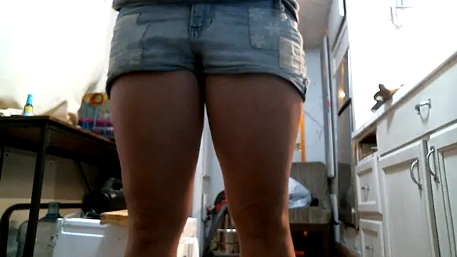XXX chat uživo modela SexyB214