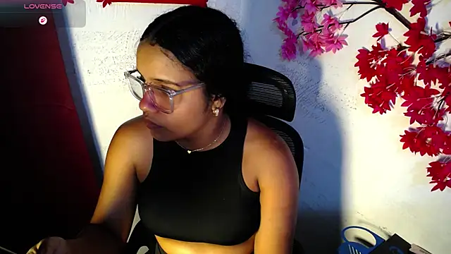 chleo_rosse's Live XXX Chat