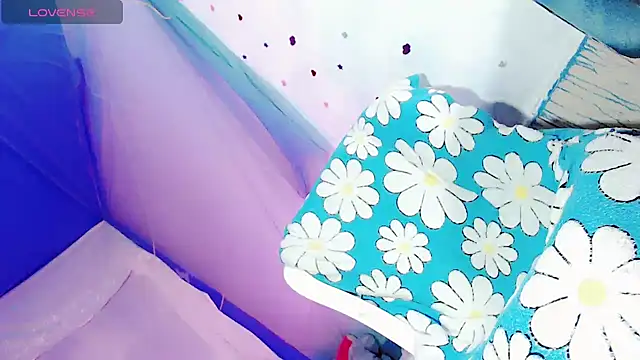 XXX chat uživo modela lilith-12
