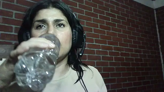 Živý XXX chat CarolinaMoretti