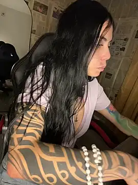 i_am_nina_ Chat XXX in diretta