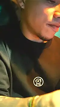AlphaMasterXxx Obrolan Langsung XXX