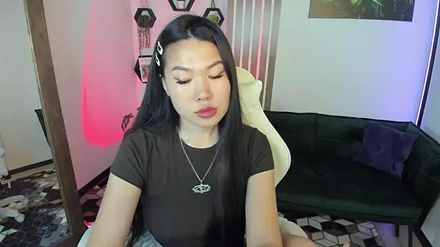 Chat +18 de LunaPurrr ao vivo