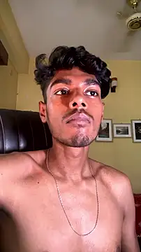 צ'אט XXX בשידור חי של GunSlay
