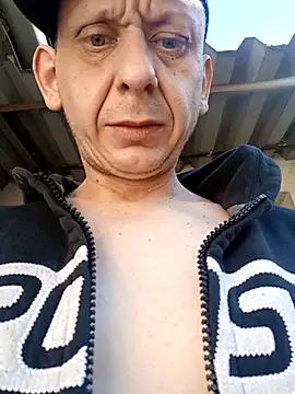 Tom4Womans Adlı Modelin Canlı XXX Sohbeti