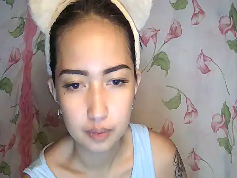 دردشة XXnaughty_08XX الجنسية المباشرة
