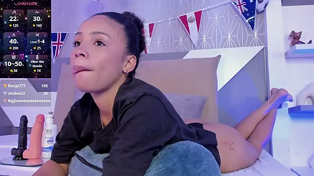 Chat +18 de Andreaa_Clark ao vivo