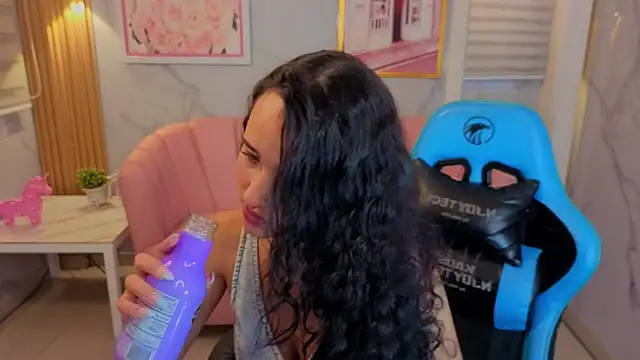 bella_vibess_s Chat XXX live