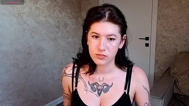 Ester_Henderson Chat XXX live
