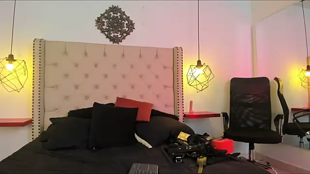 kirarosseeのライブXXXチャット