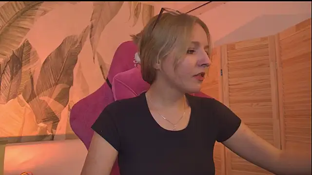 ViolaMore live XXX chat