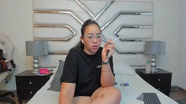 Živý XXX chat AlissBluumm