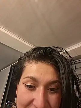 צ'אט XXX בשידור חי של Magenta_Moon