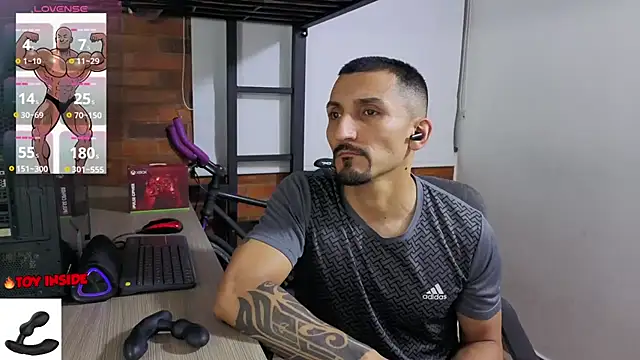 Chat XXX Live Marck_Muscle