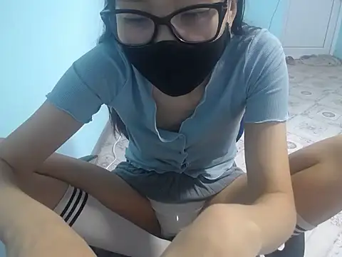 elllaaxx's Live XXX Chat