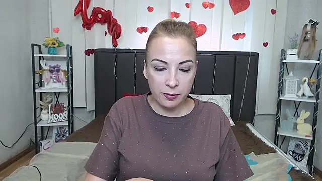ElizabethSho's Live XXX Chat