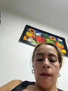 Natigoonzalez Chat XXX in diretta