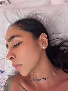 Chat +18 de sophierooy22 ao vivo