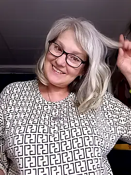 irinamaux's Live XXX Chat