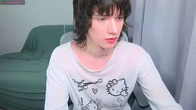 LeonBoykisser's Live XXX Chat