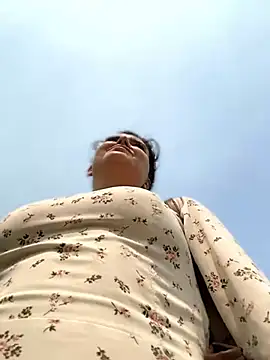 دردشة NikaMur الجنسية المباشرة
