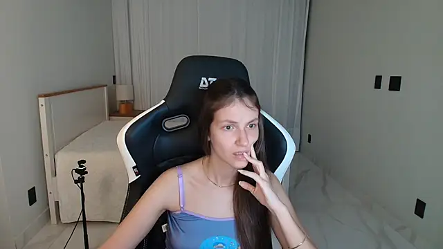 upssnowy's Live XXX Chat