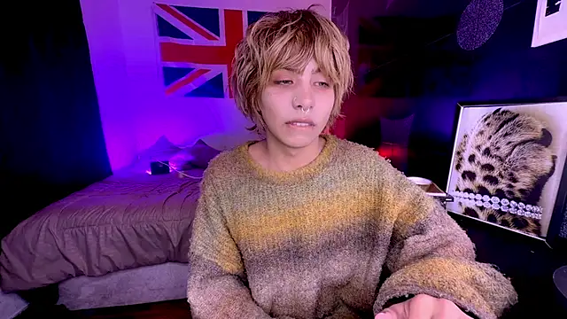 Aronn_44 XXX чат на живо