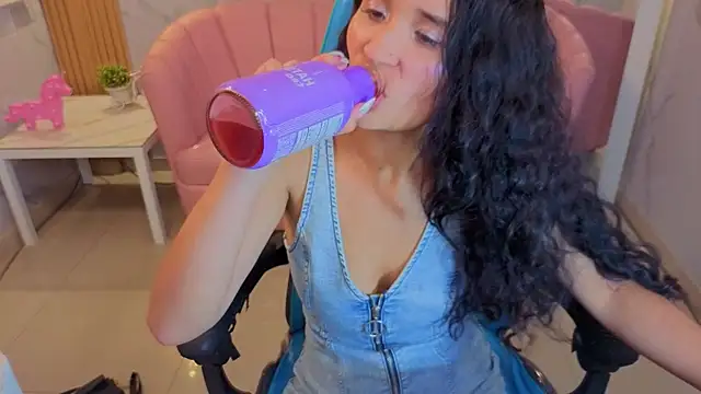 bella_vibess_s Chat XXX in diretta