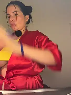 carol_latina13 即時 XXX 聊天