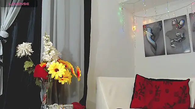 Chat +18 de FranchescaSexy1 ao vivo