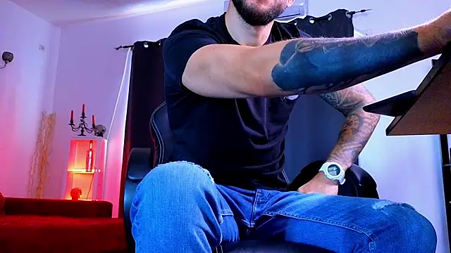Chat XXX Live MightyAaron66