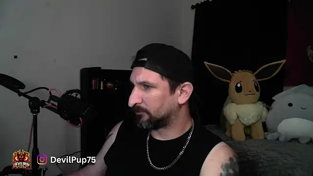 DevilPup75_ Live XXX-chat