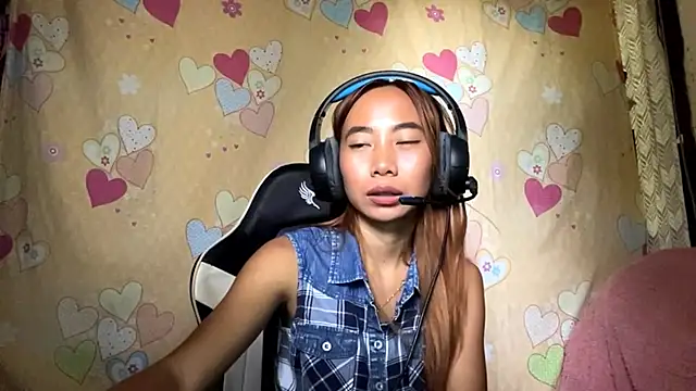 PiaSwida Live XXX-chat