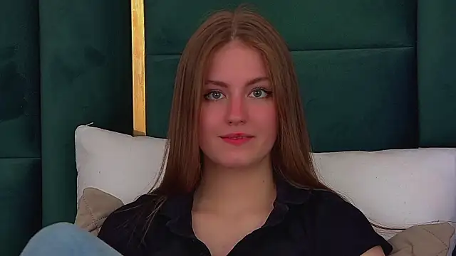 Chat +18 de SofiaSarvains ao vivo