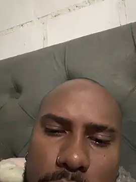 XXX chat uživo modela AlessandroHammed
