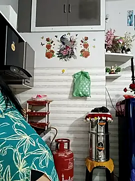 Kaur_Simran_01 Chat XXX live