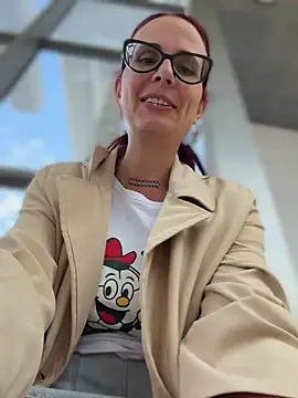 Chatroom XXX en direct de NataKitten